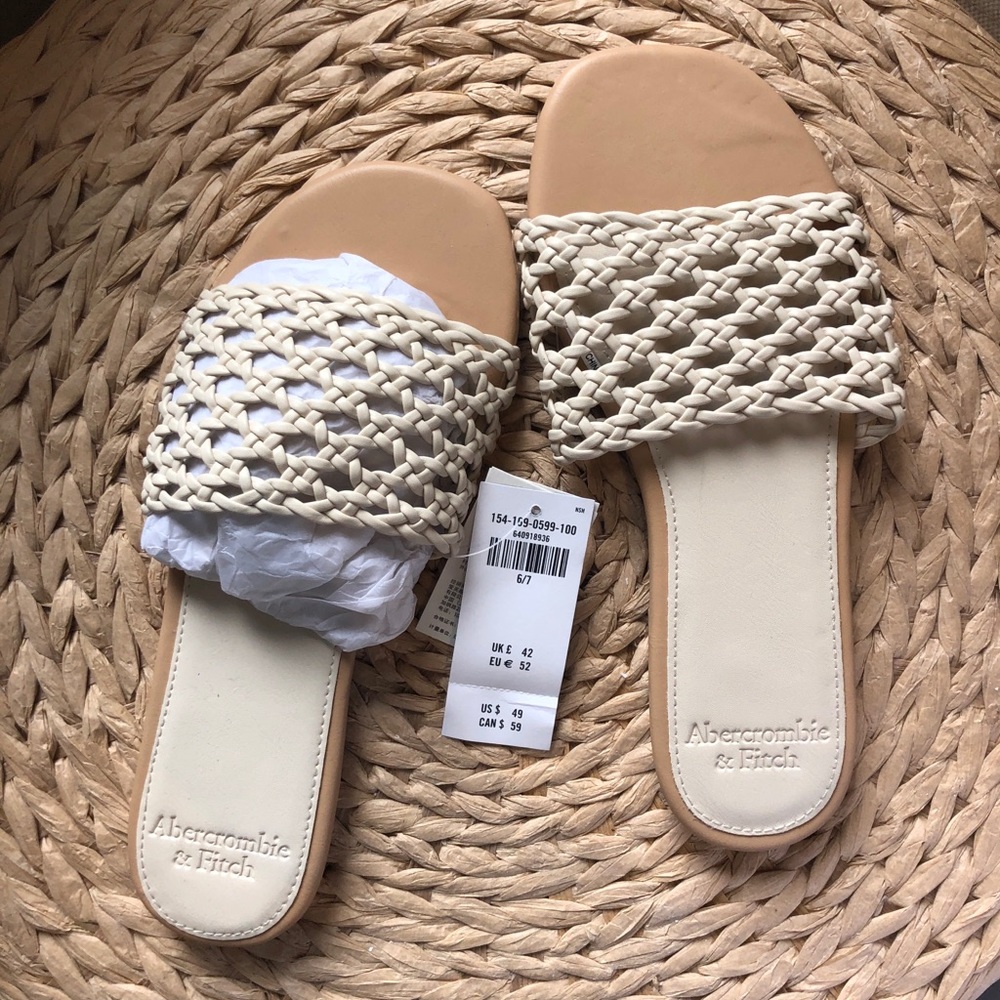 Brand New Abercrombie & Fitch Women’s Sandals